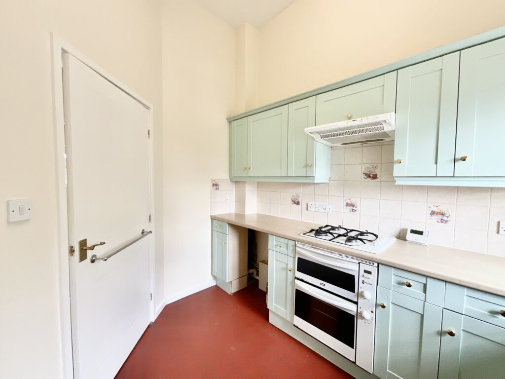 Millers Gate, Stone, ST15