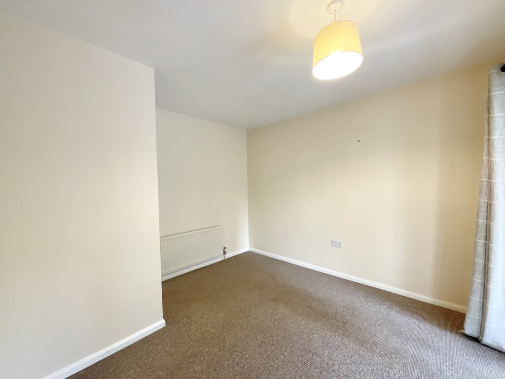 Stuart Close North, Stone, ST15