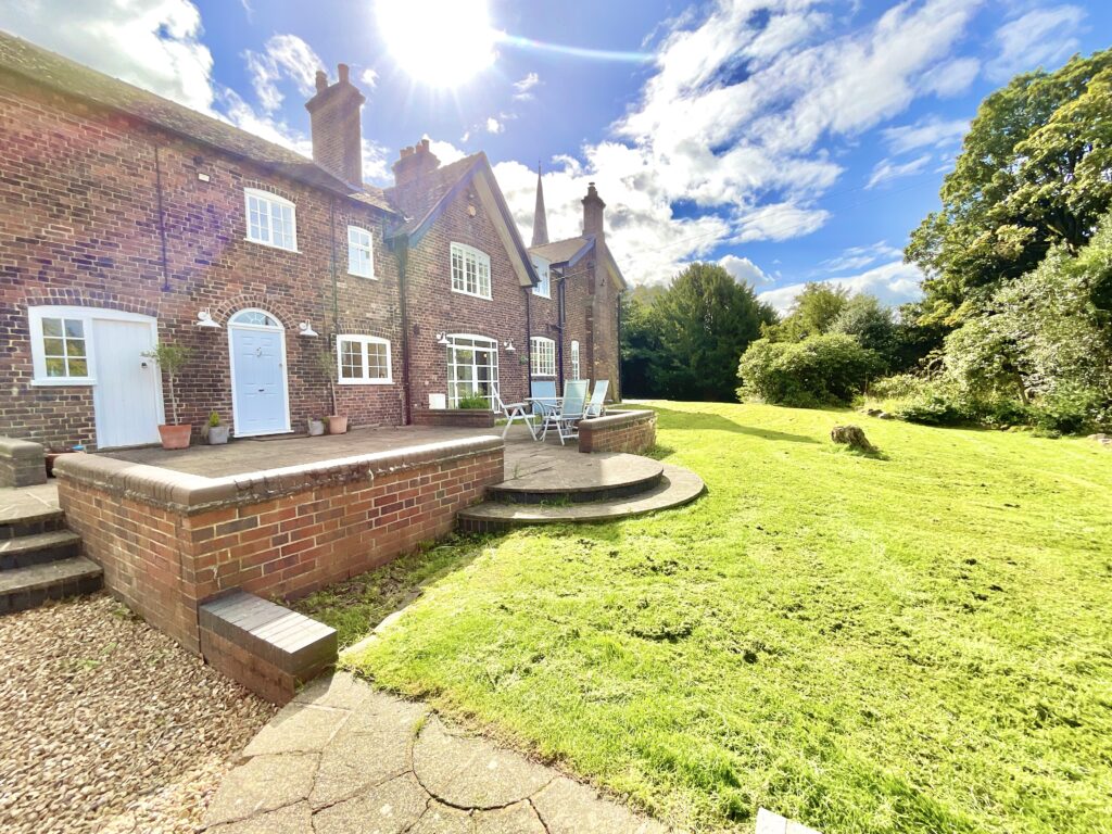 Church Bank, Keele, ST5