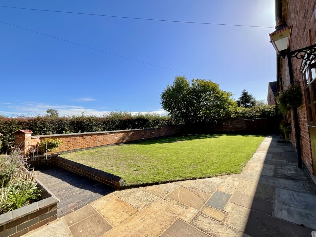 Aston Lane, Aston, ST15