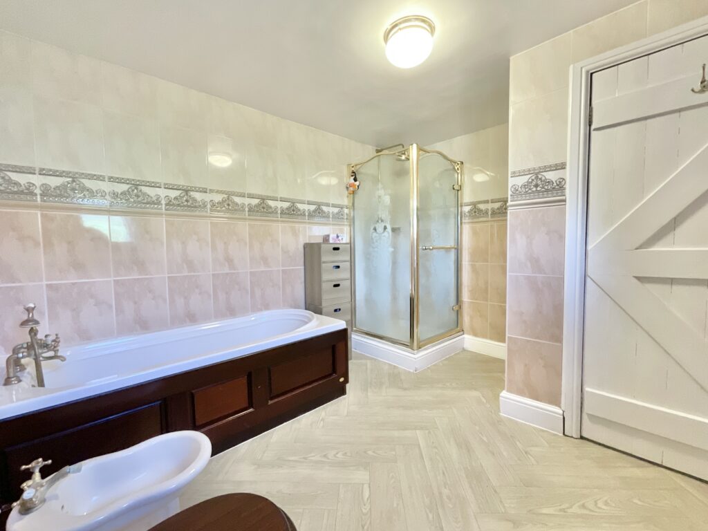 Park Road, Silverdale, ST5