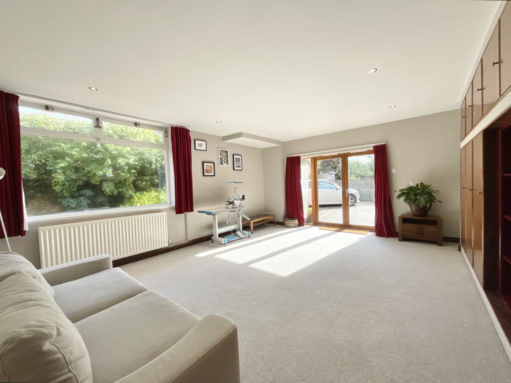 Leys Drive, Newcastle, ST5