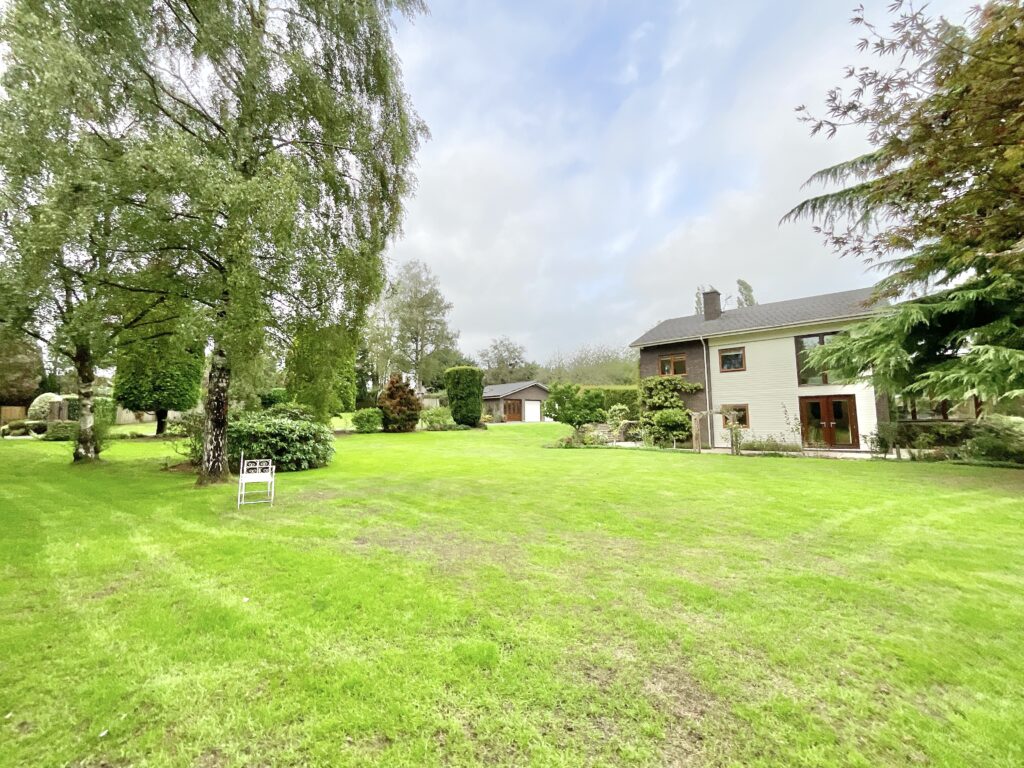 Bury Ring, Haughton, ST18