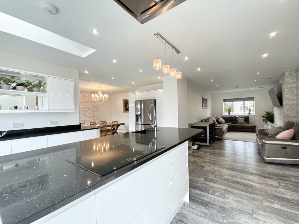 Queensville Avenue, Stafford, ST17