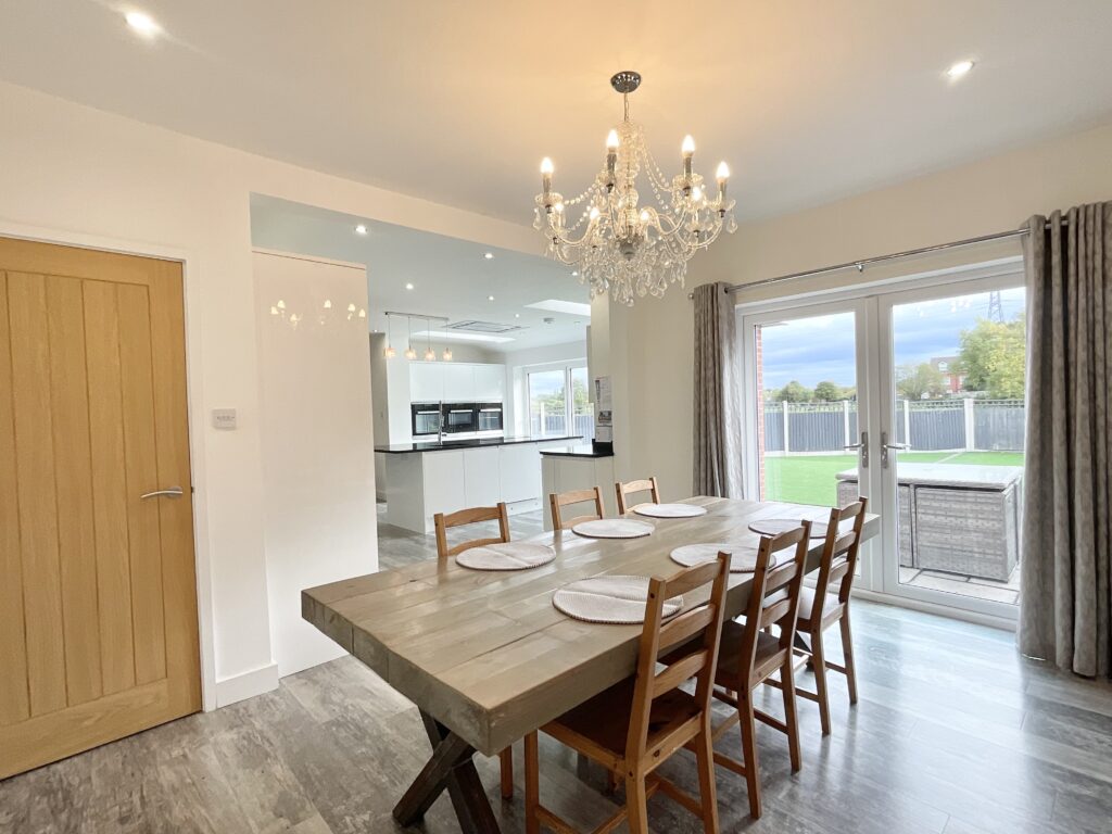 Queensville Avenue, Stafford, ST17