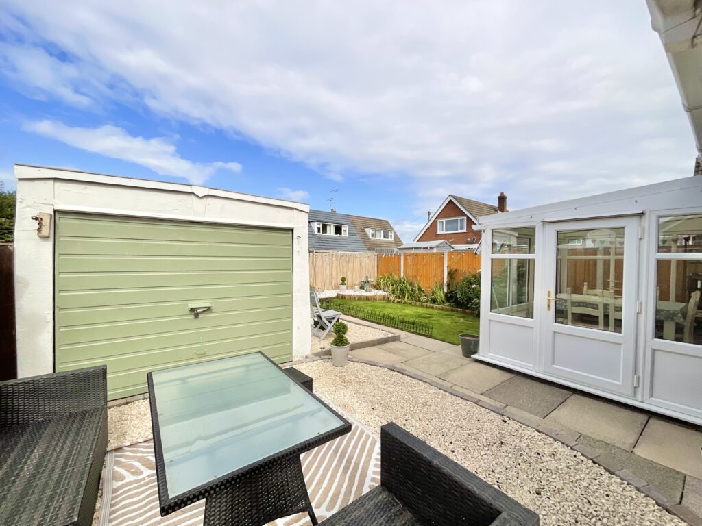 Greenfields Avenue, Shavington, CW2