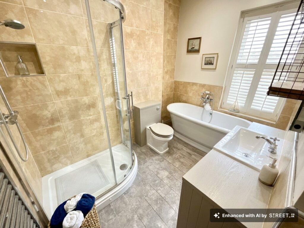 Eccleshall Road, Great Bridgeford, ST18