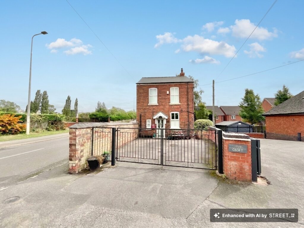 Eccleshall Road, Great Bridgeford, ST18