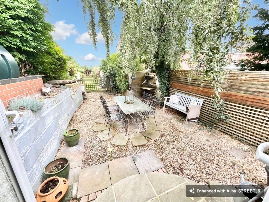 Eccleshall Road, Great Bridgeford, ST18