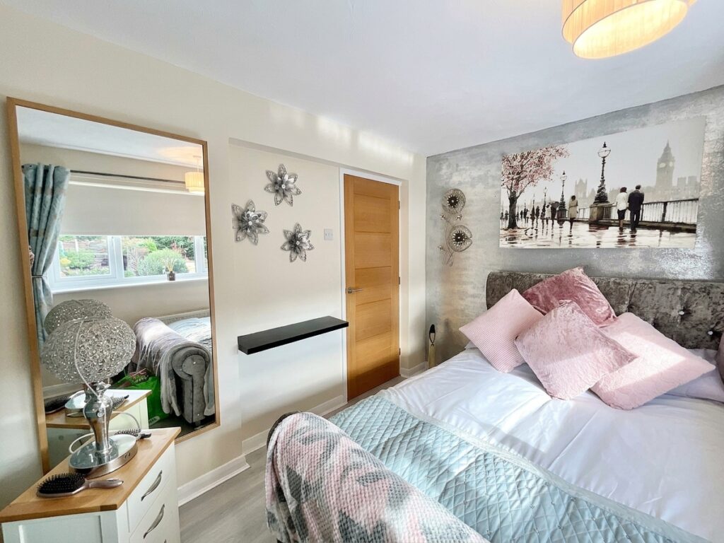 Crossfield Avenue, Blythe Bridge, ST11