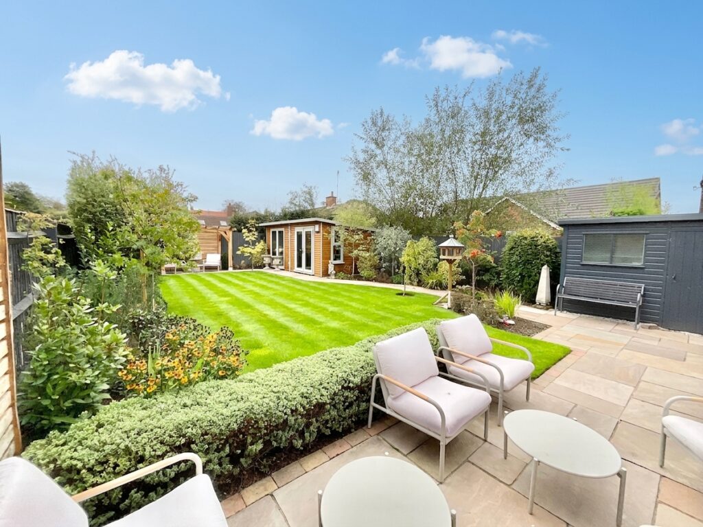 Roebuck Drive, Baldwins Gate, ST5