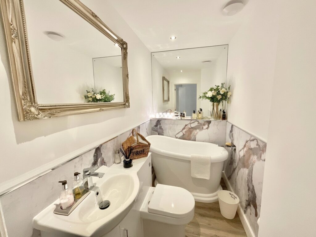 Roebuck Drive, Baldwins Gate, ST5