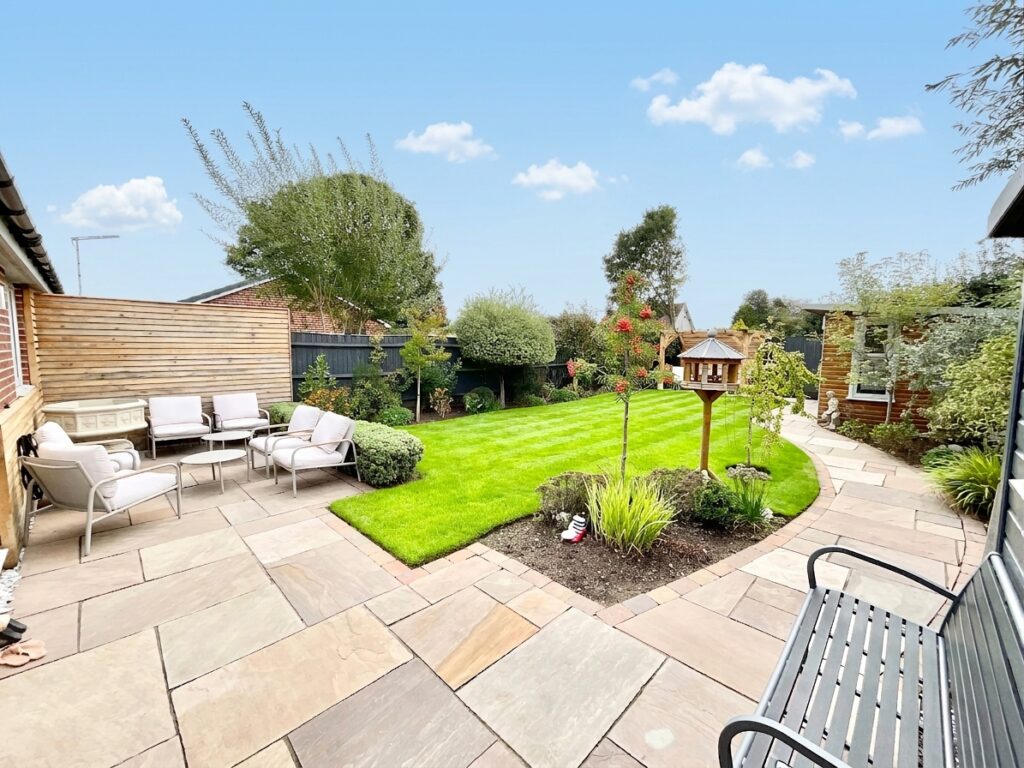 Roebuck Drive, Baldwins Gate, ST5