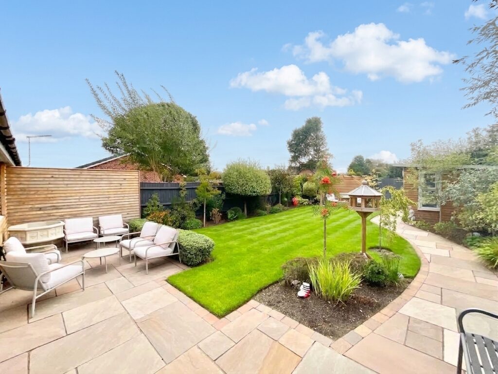 Roebuck Drive, Baldwins Gate, ST5