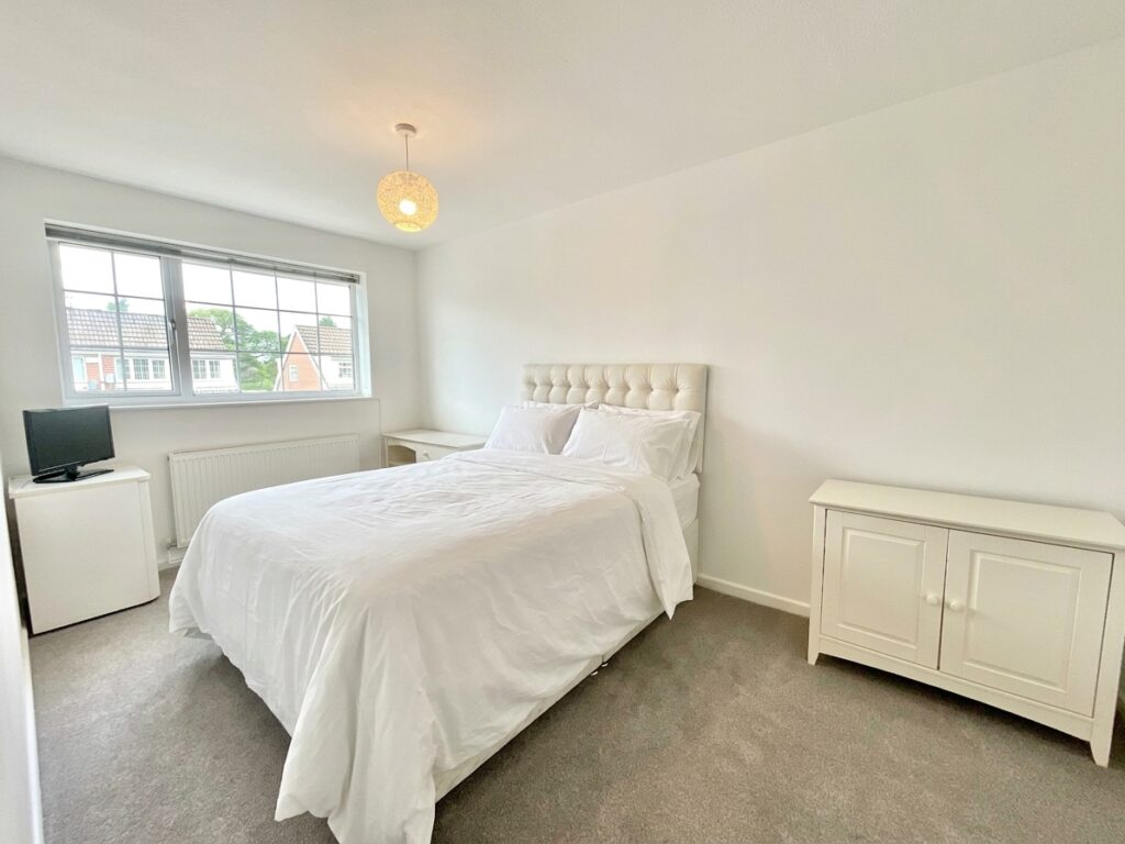 Redcar Road, Stoke-On-Trent, ST4
