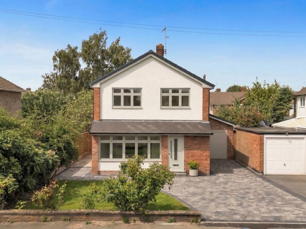 Parkfield Drive, Nantwich, CW5