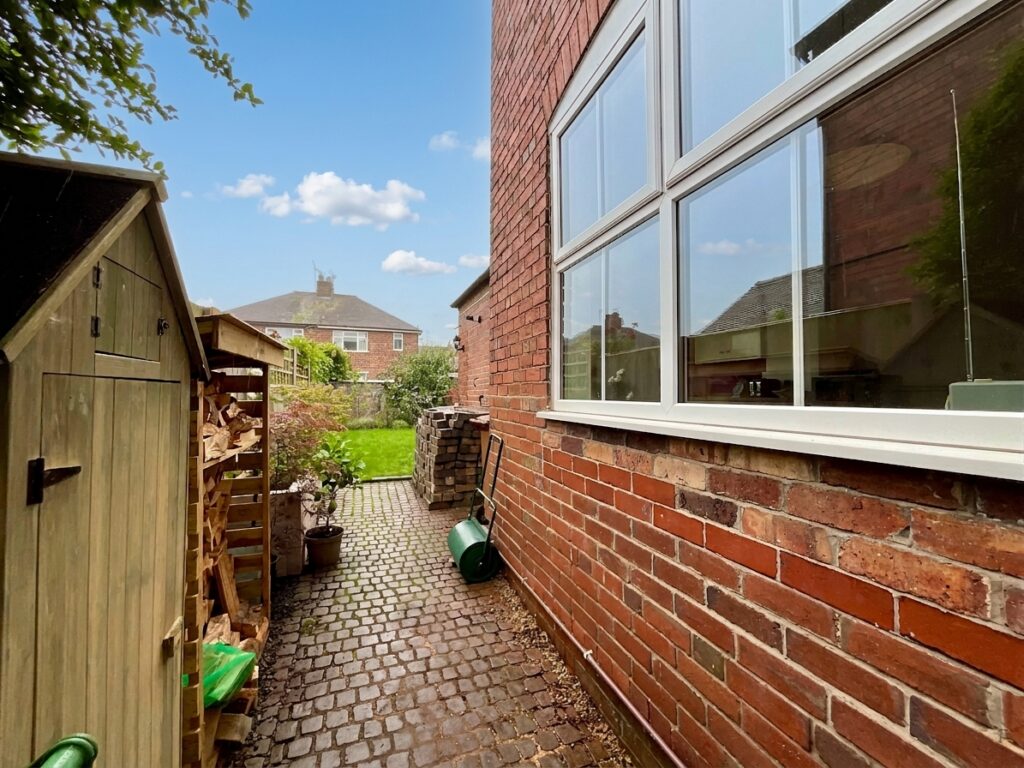 Berkeley Street, Stone, ST15