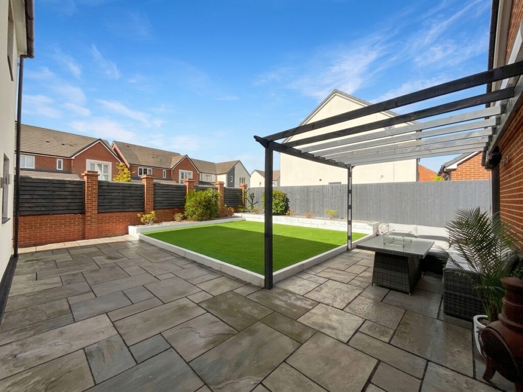 Thomas Davies Close, Stoke-On-Trent, ST4