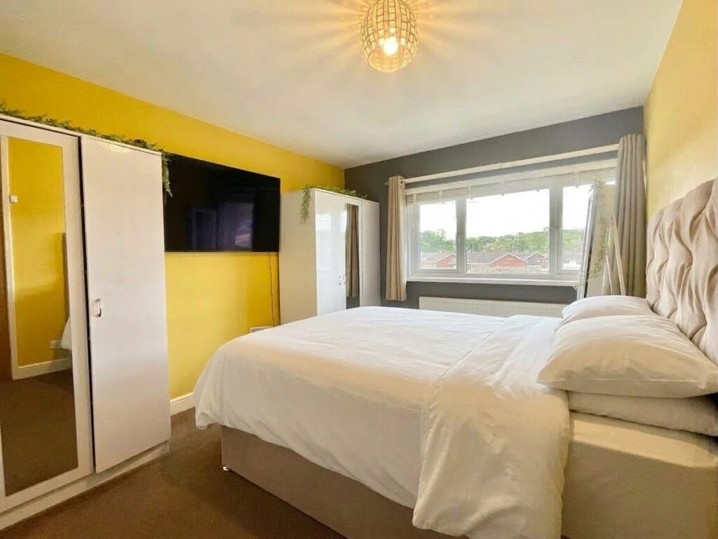 Langland Drive, Stoke-On-Trent, ST3