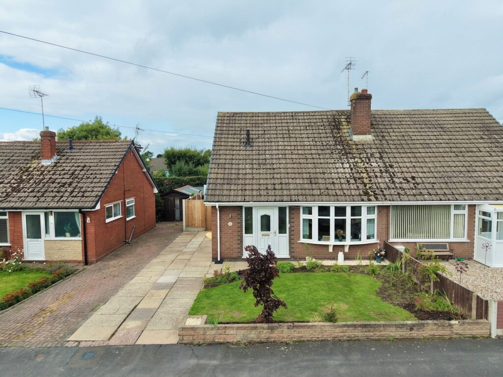 Greenfields Avenue, Shavington, CW2