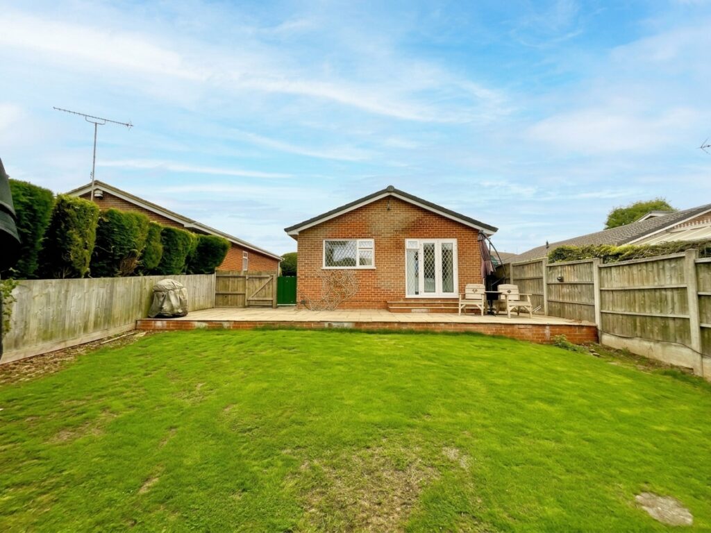 Highview Road, Fulford, ST11