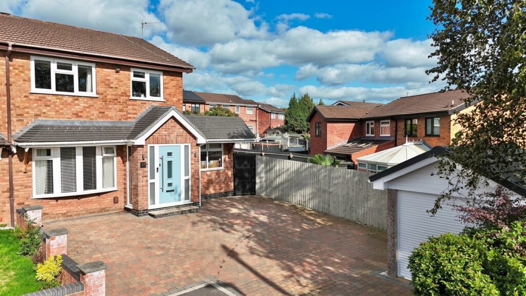Pensford Grove, Stoke-On-Trent, ST1