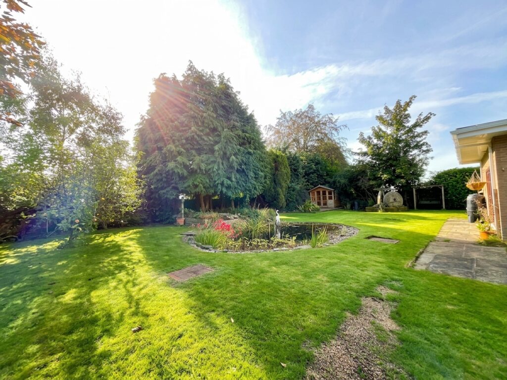 Leys Drive, Newcastle, ST5