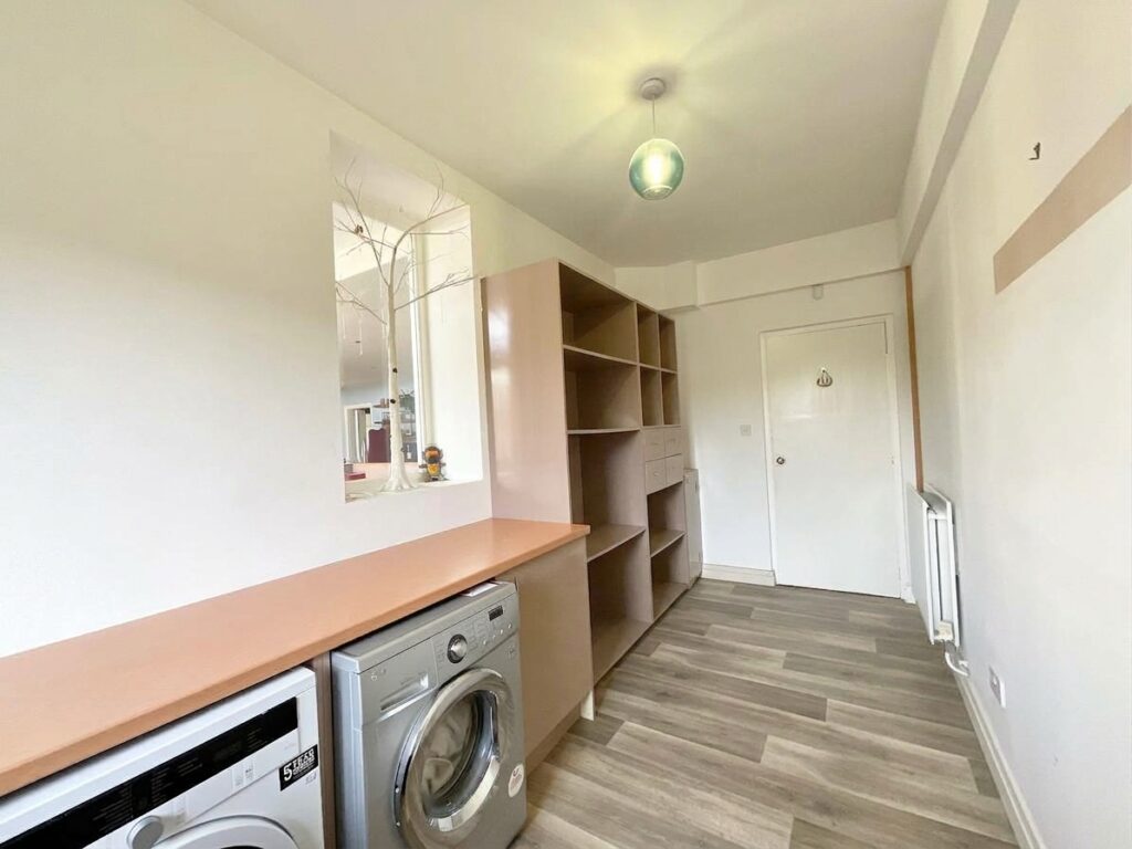 Leys Drive, Newcastle, ST5
