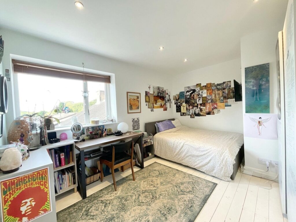 Leys Drive, Newcastle, ST5