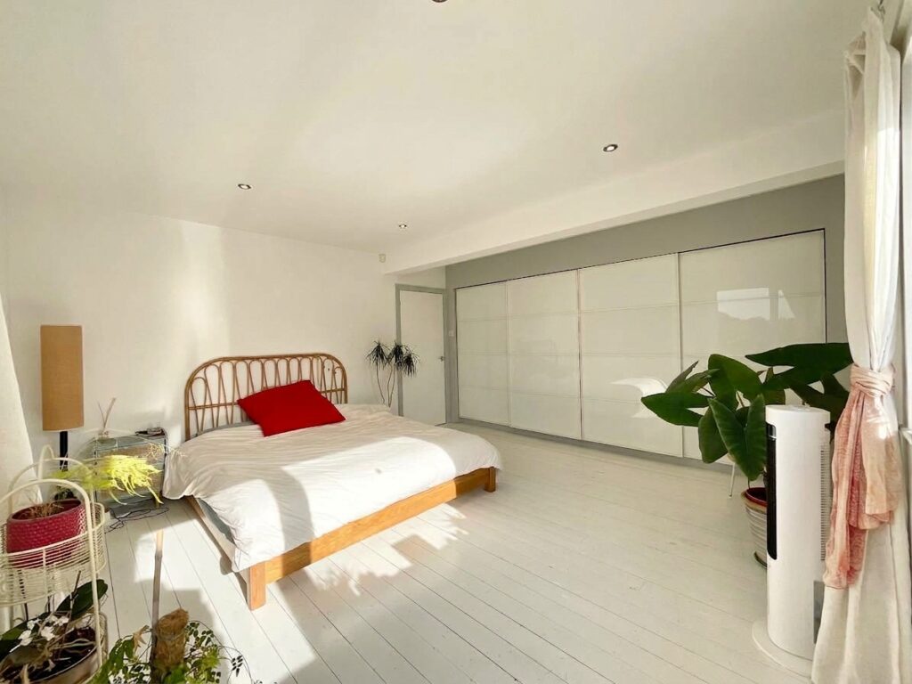 Leys Drive, Newcastle, ST5