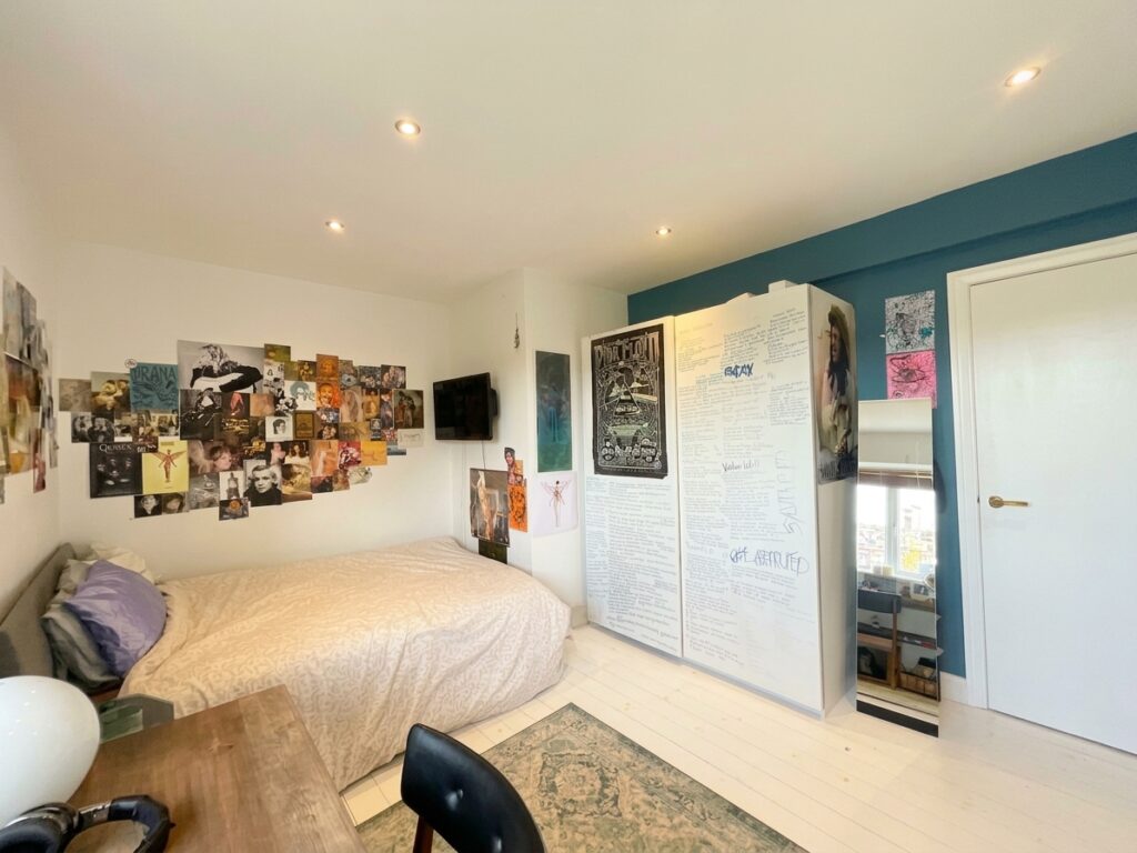 Leys Drive, Newcastle, ST5