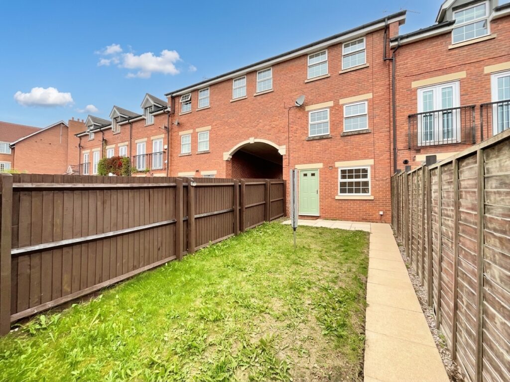 Abbey Park Way, Weston, CW2