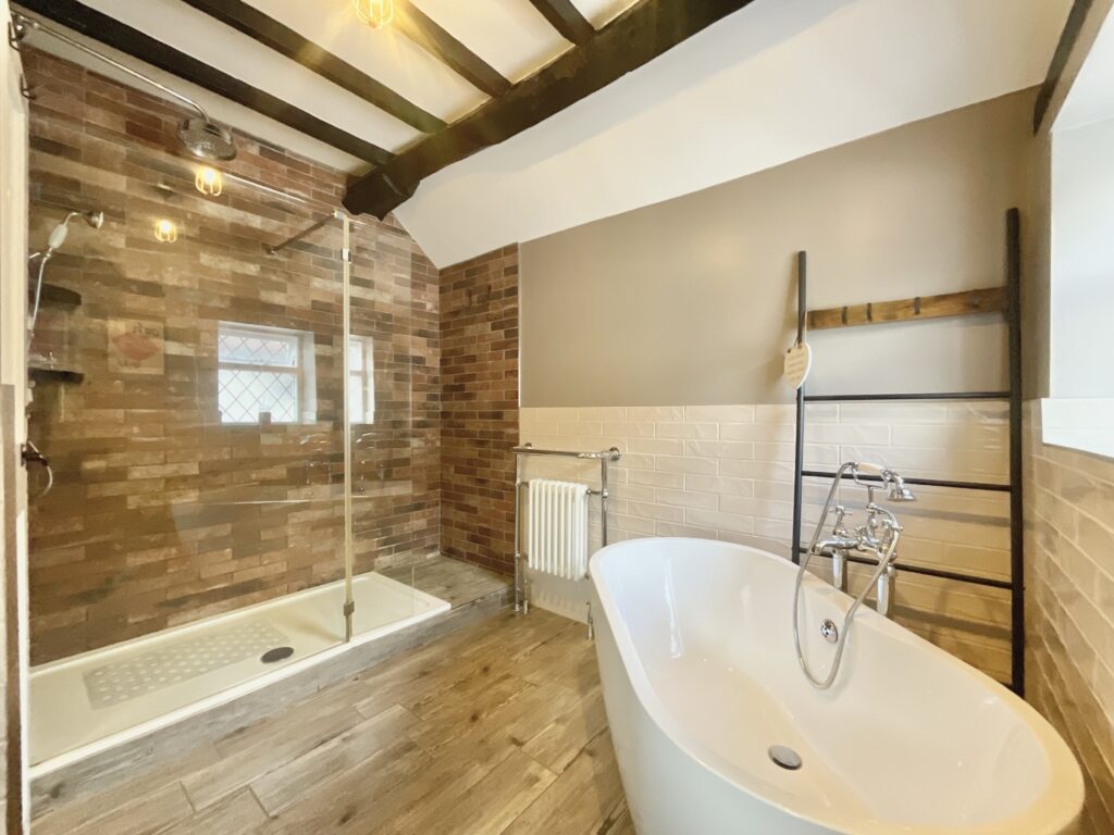 Stone Road, Tittensor, ST12
