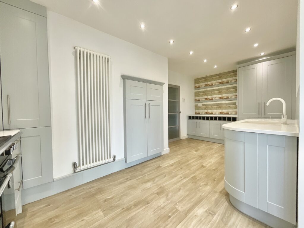 Rookery Crescent, Cresswell, ST11