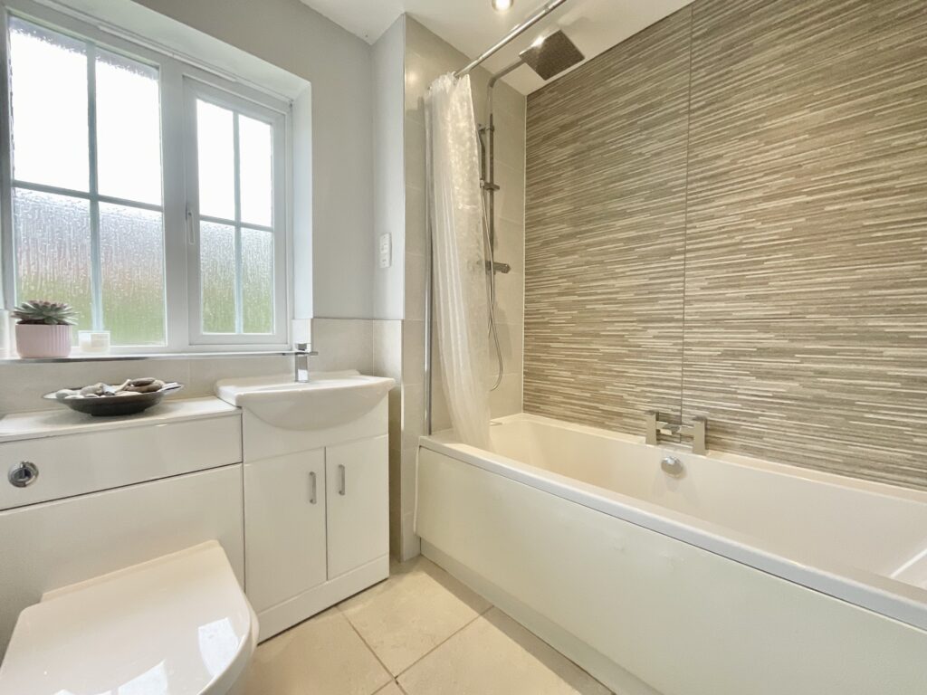 Anderton View, Stone, ST15