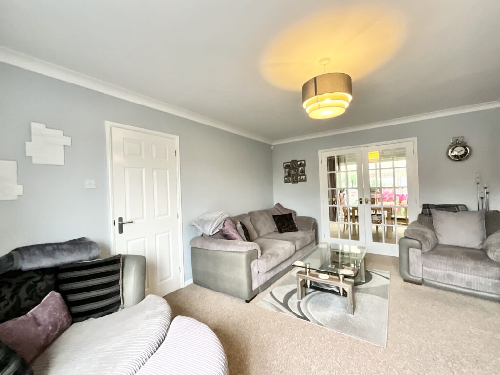 Redhill Drive, Tean, ST10