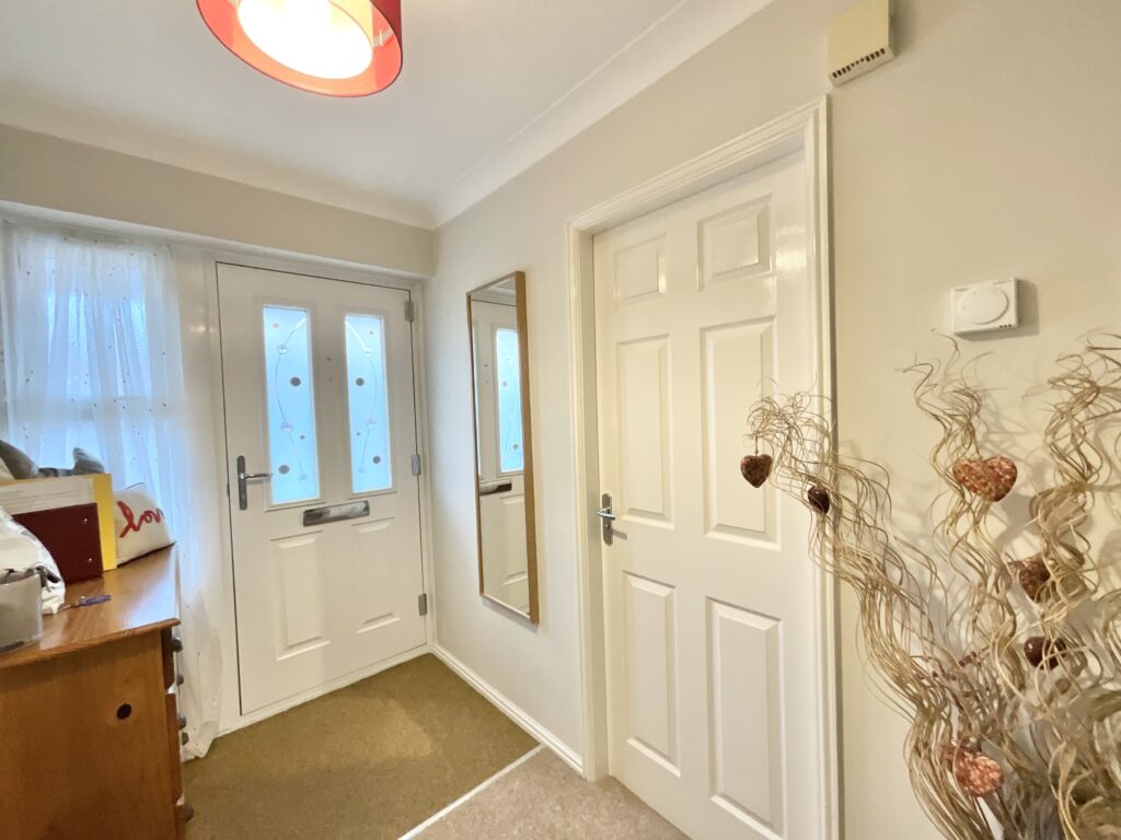 Redhill Drive, Tean, ST10