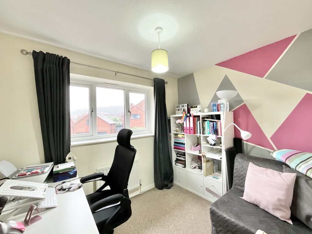 Redhill Drive, Tean, ST10
