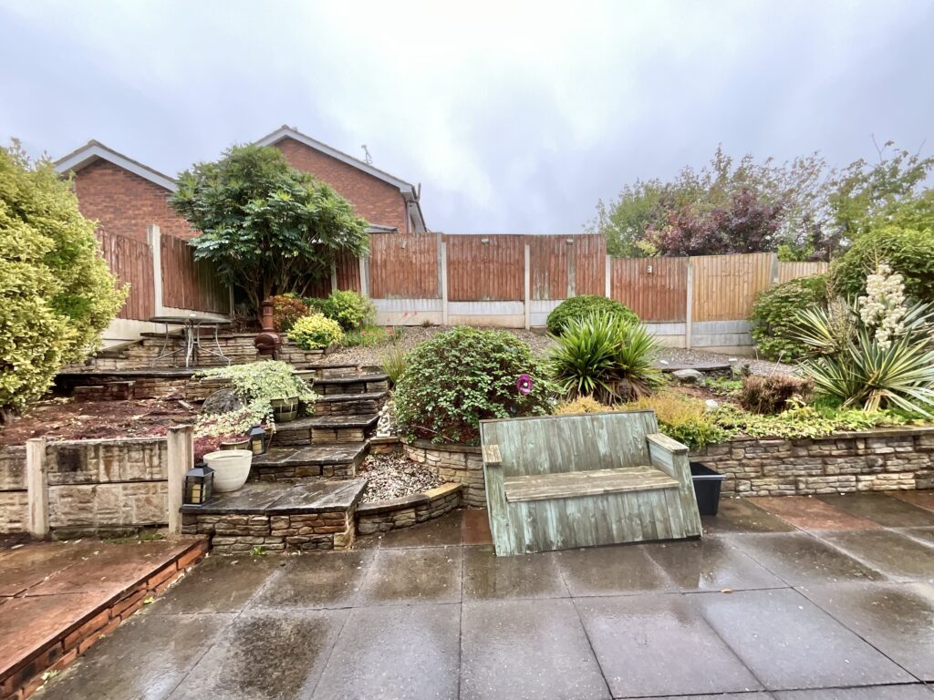 Redhill Drive, Tean, ST10
