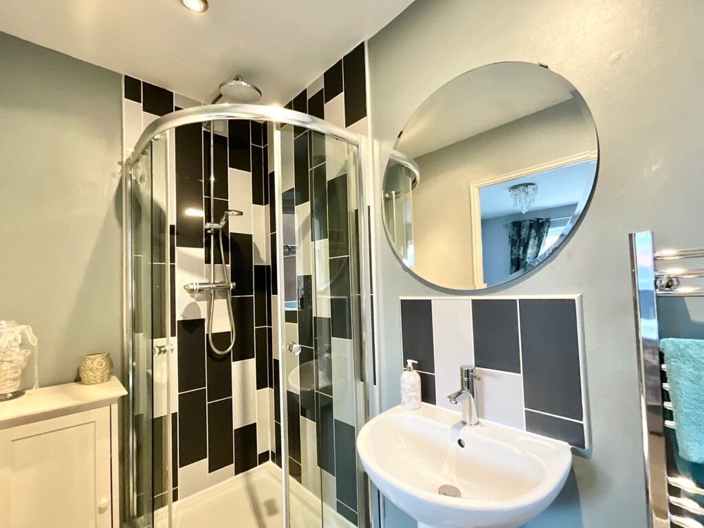 Redhill Drive, Tean, ST10