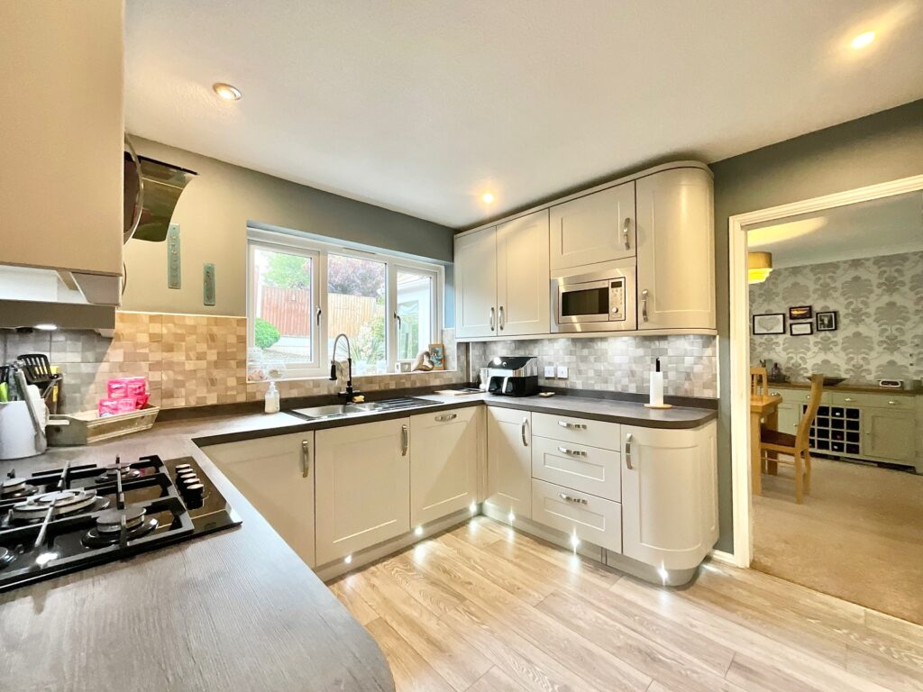 Redhill Drive, Tean, ST10