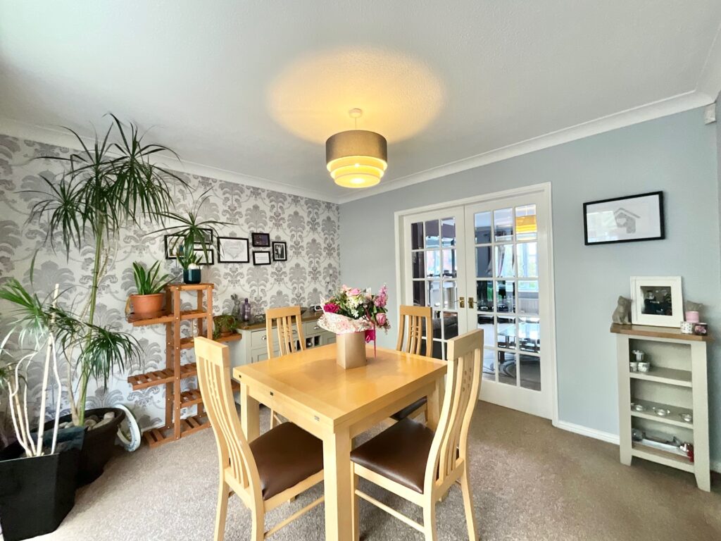 Redhill Drive, Tean, ST10