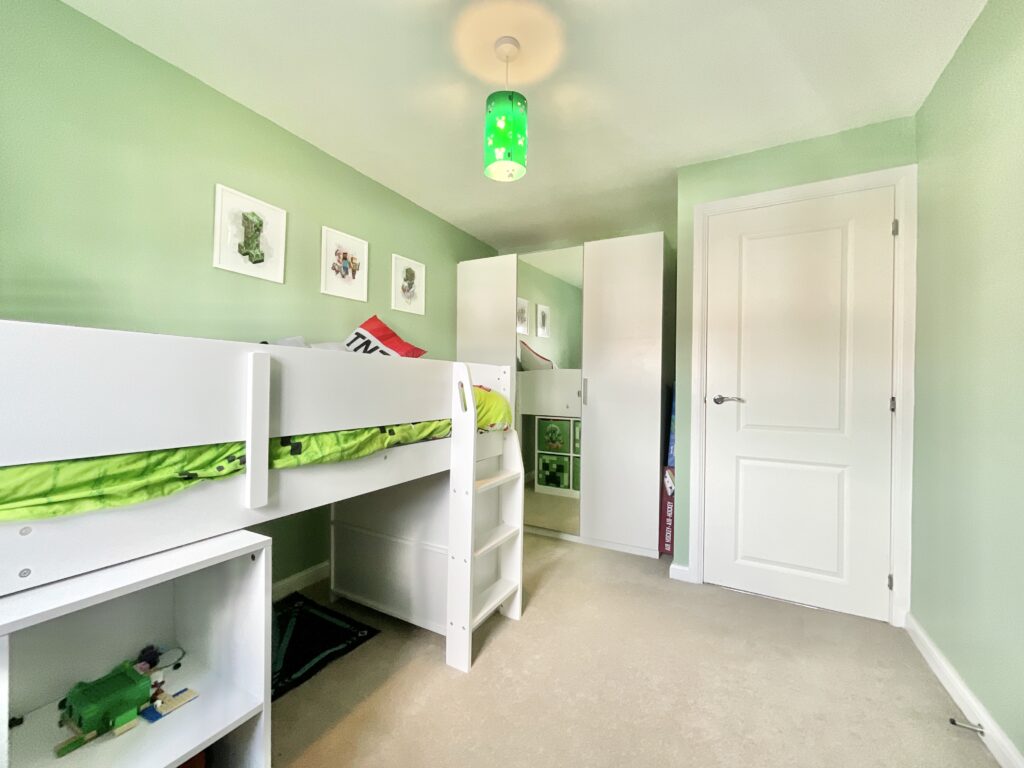 Kielder Drive, Yarnfield, ST15