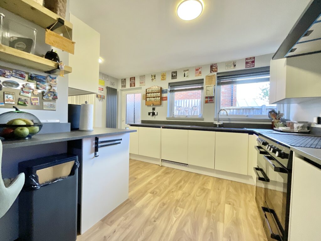 Highlows Lane, Yarnfield, ST15