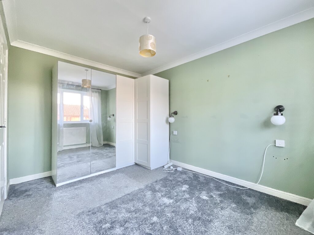 Gedney Grove, Newcastle, ST5