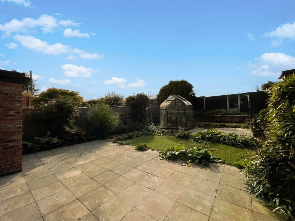 Rookery Crescent, Cresswell, ST11