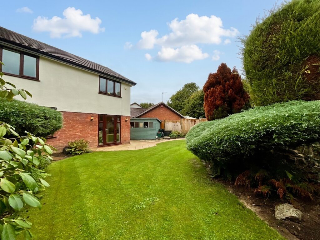 Newburn Grove, Stoke-On-Trent, ST4