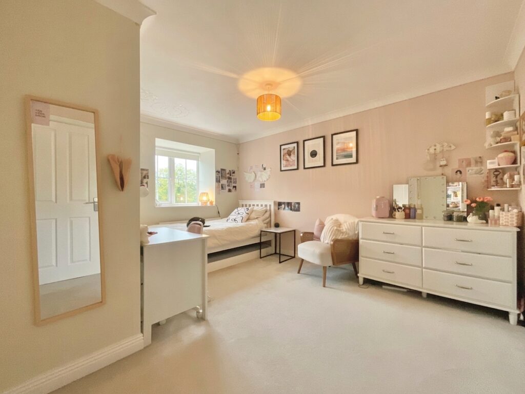 Anderton View, Stone, ST15
