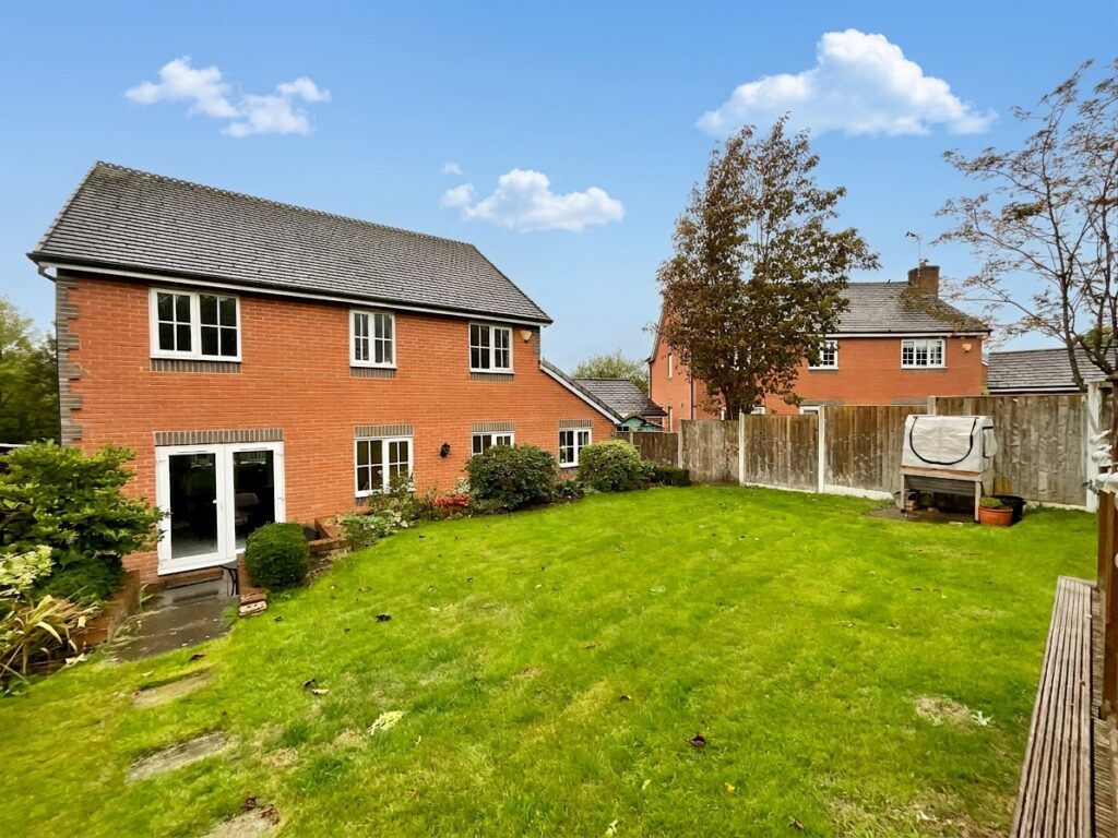 Anderton View, Stone, ST15
