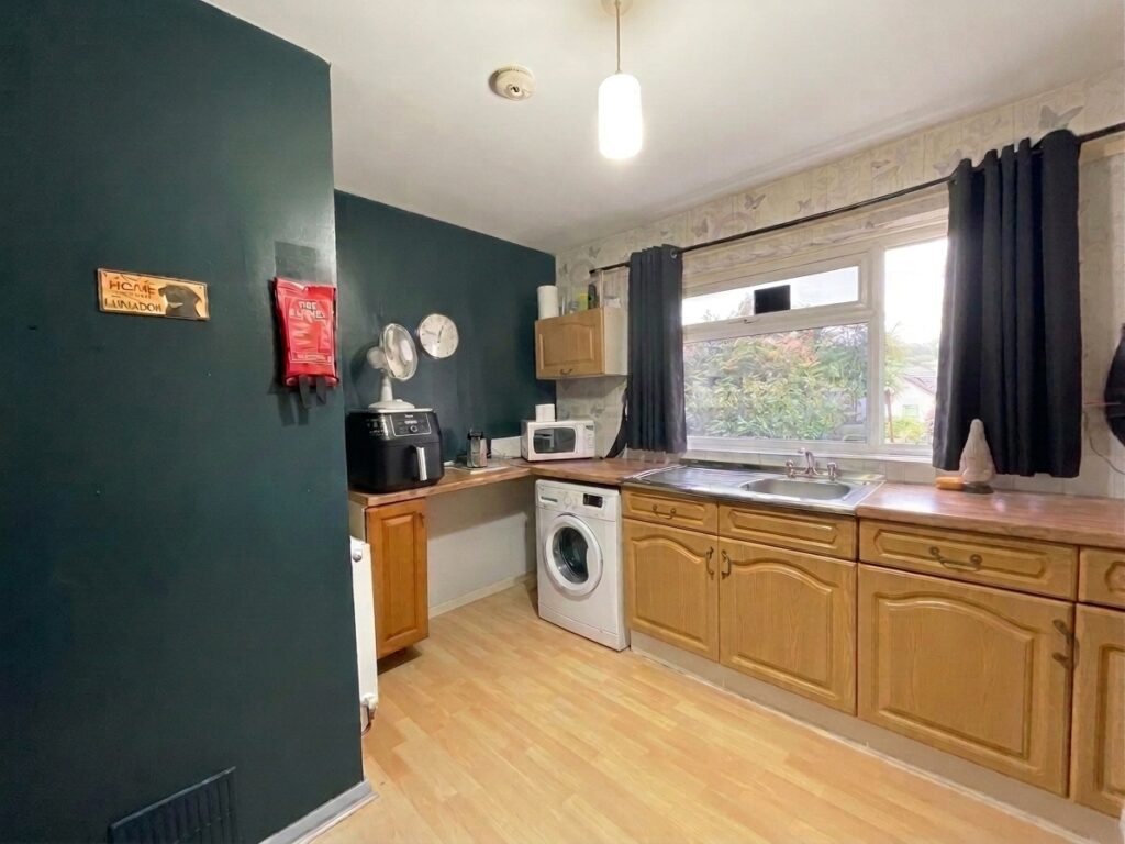 Frank Rogers Walk, Rugeley, WS15